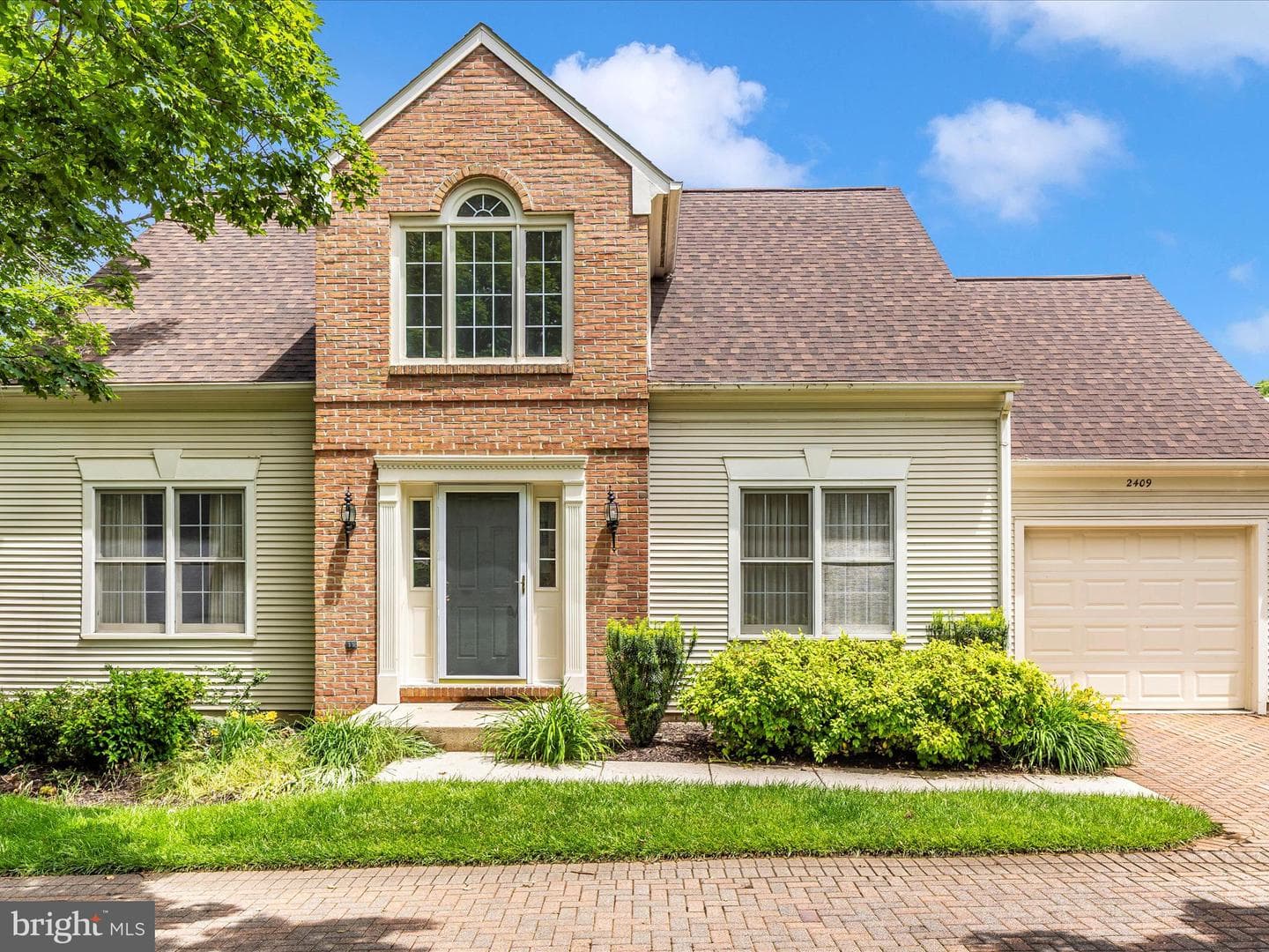 2409 Bear Den Road photo 3