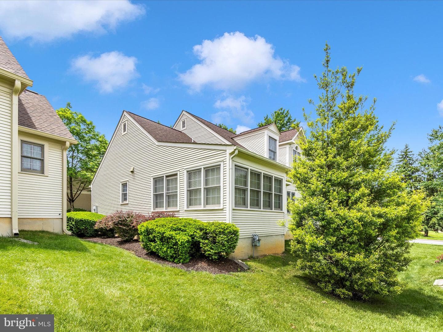 2409 Bear Den Road photo 6