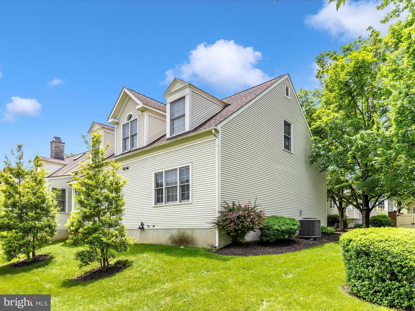 2409 Bear Den Road photo 8