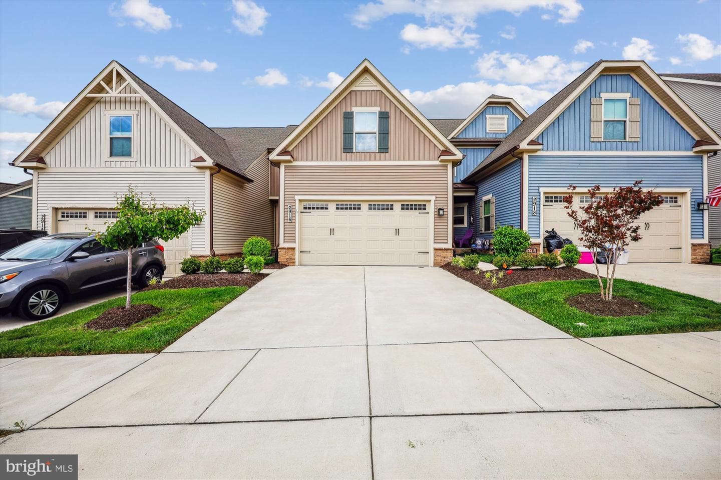 2916 Herb Garden Drive photo 2