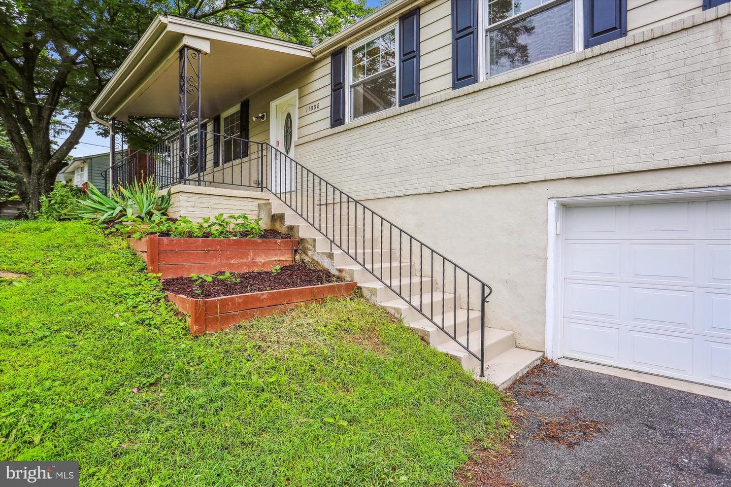 11008 Liberty Road photo 2