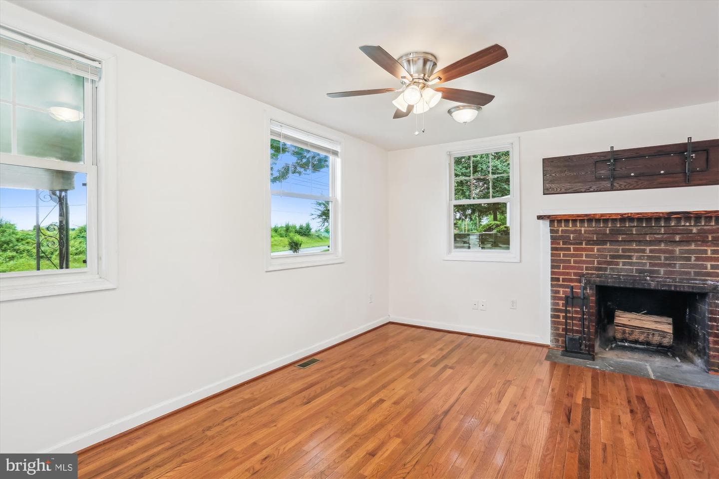 11008 Liberty Road photo 8