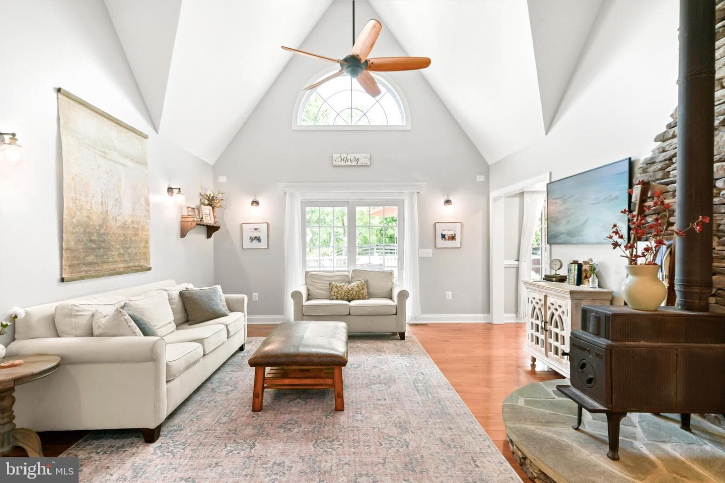 13004 Liberty Road photo 3