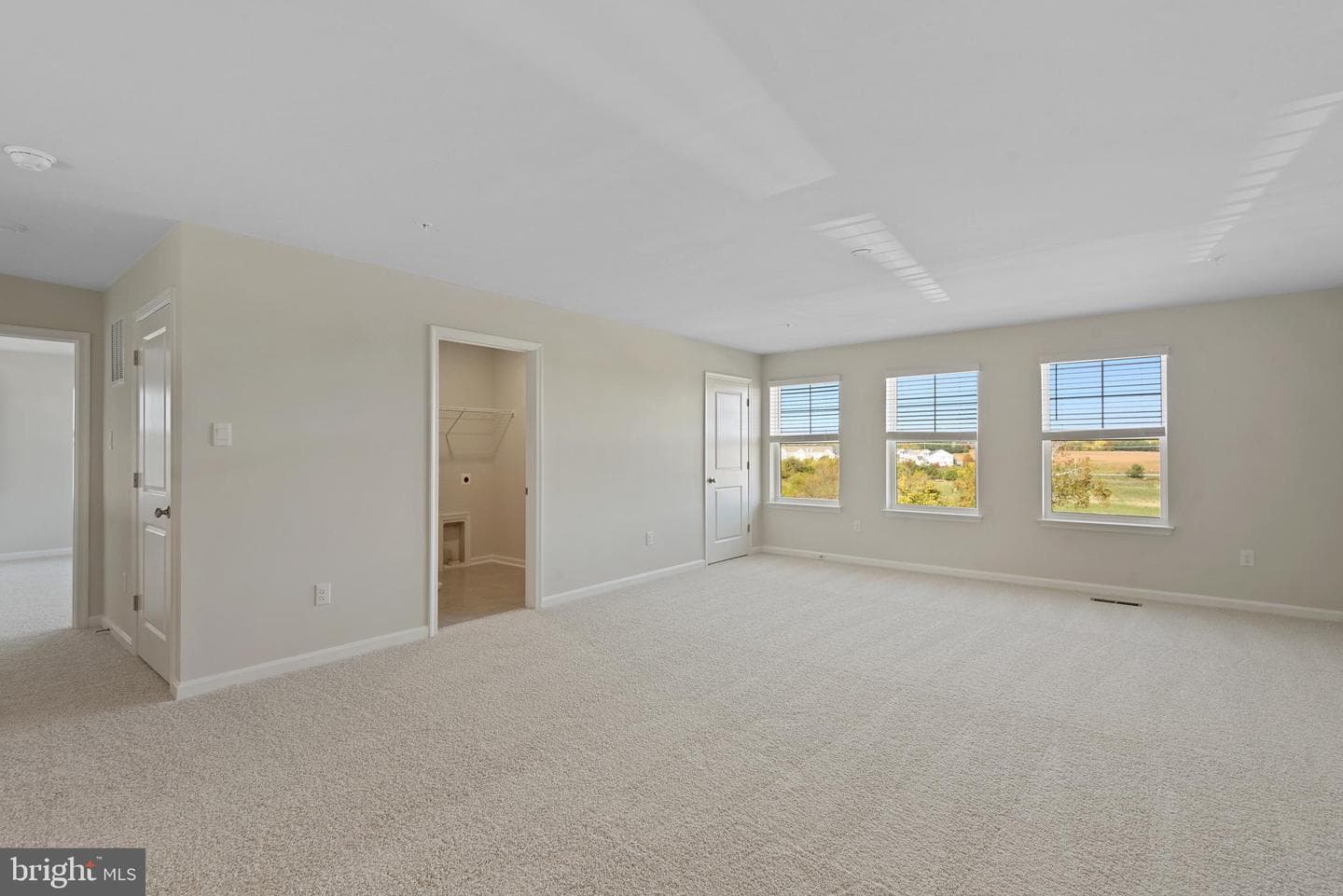 475 Ensemble Way photo 14