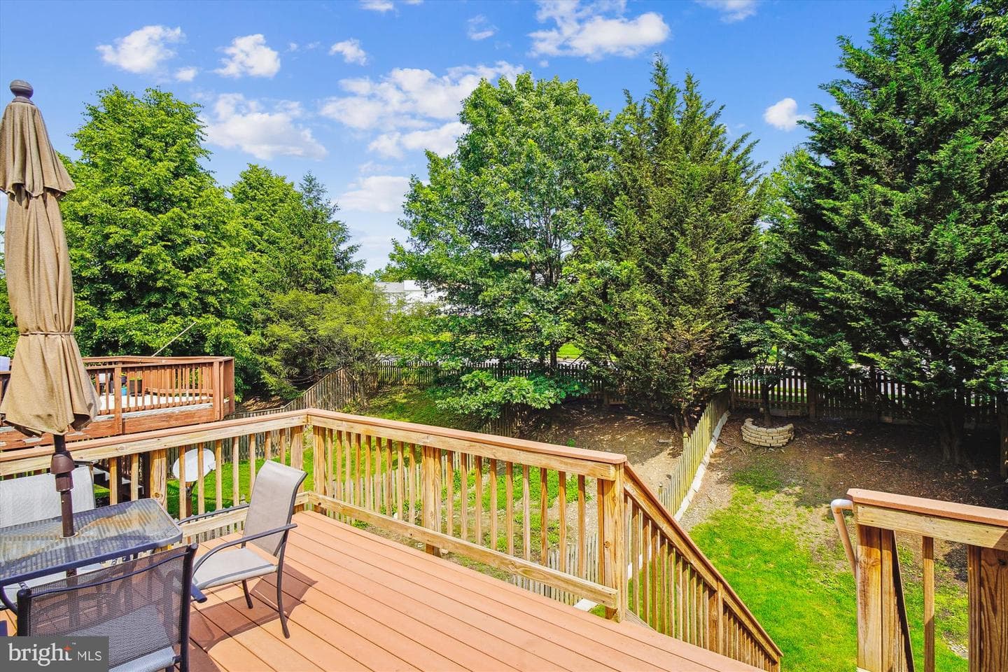 1015 Collindale photo 19
