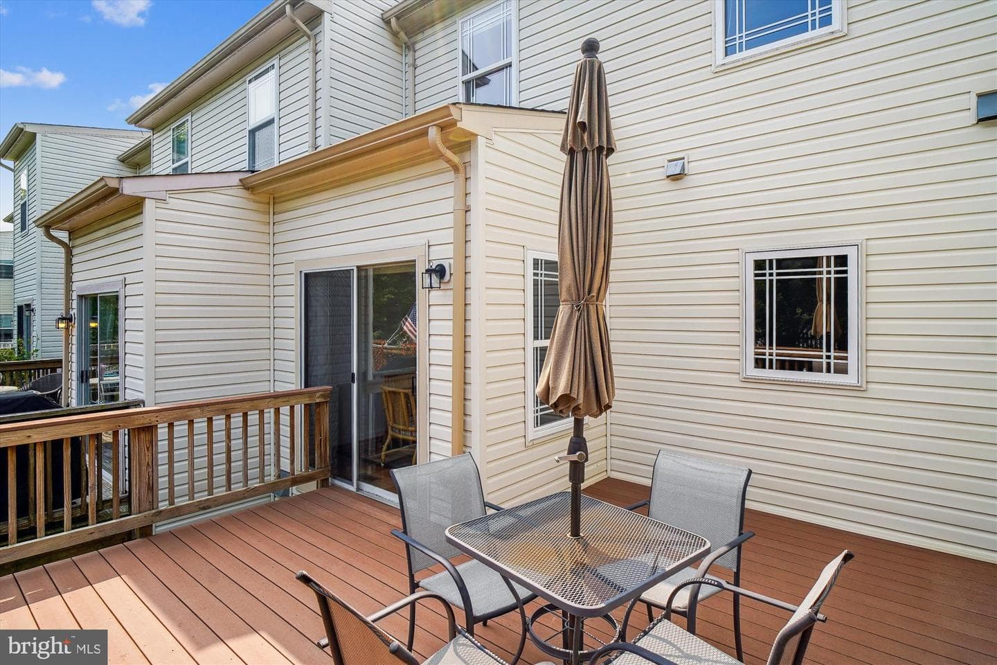 1015 Collindale photo 21
