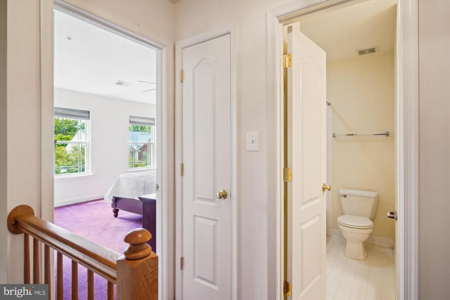 1015 Collindale photo 33