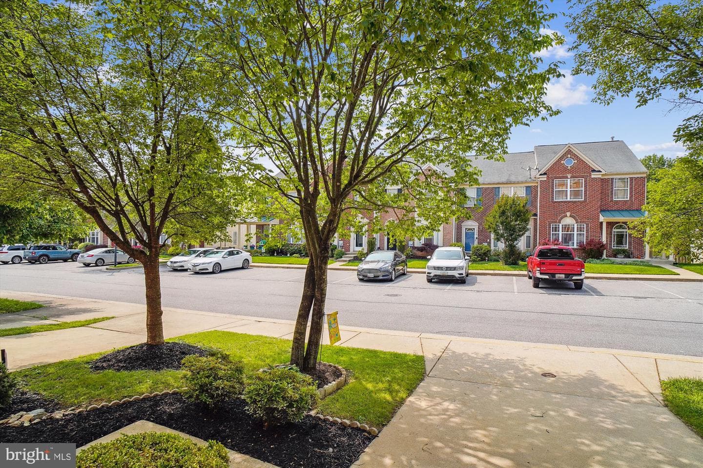 1015 Collindale photo 47