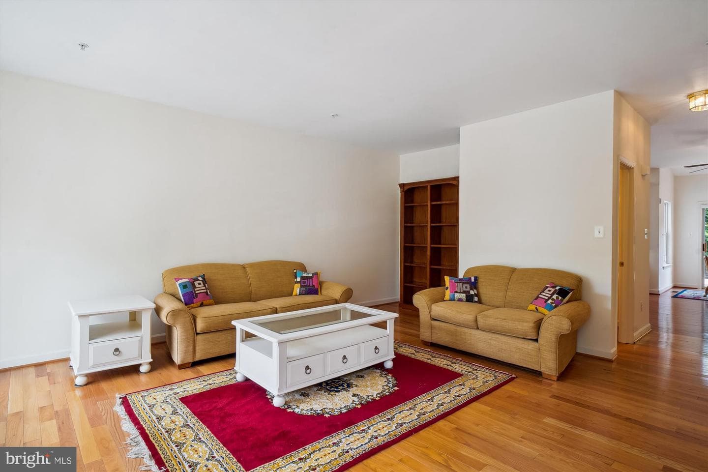 1015 Collindale photo 6
