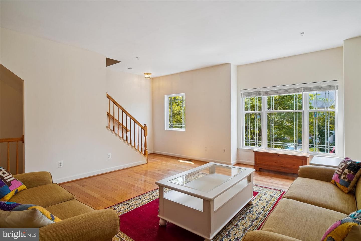 1015 Collindale photo 8