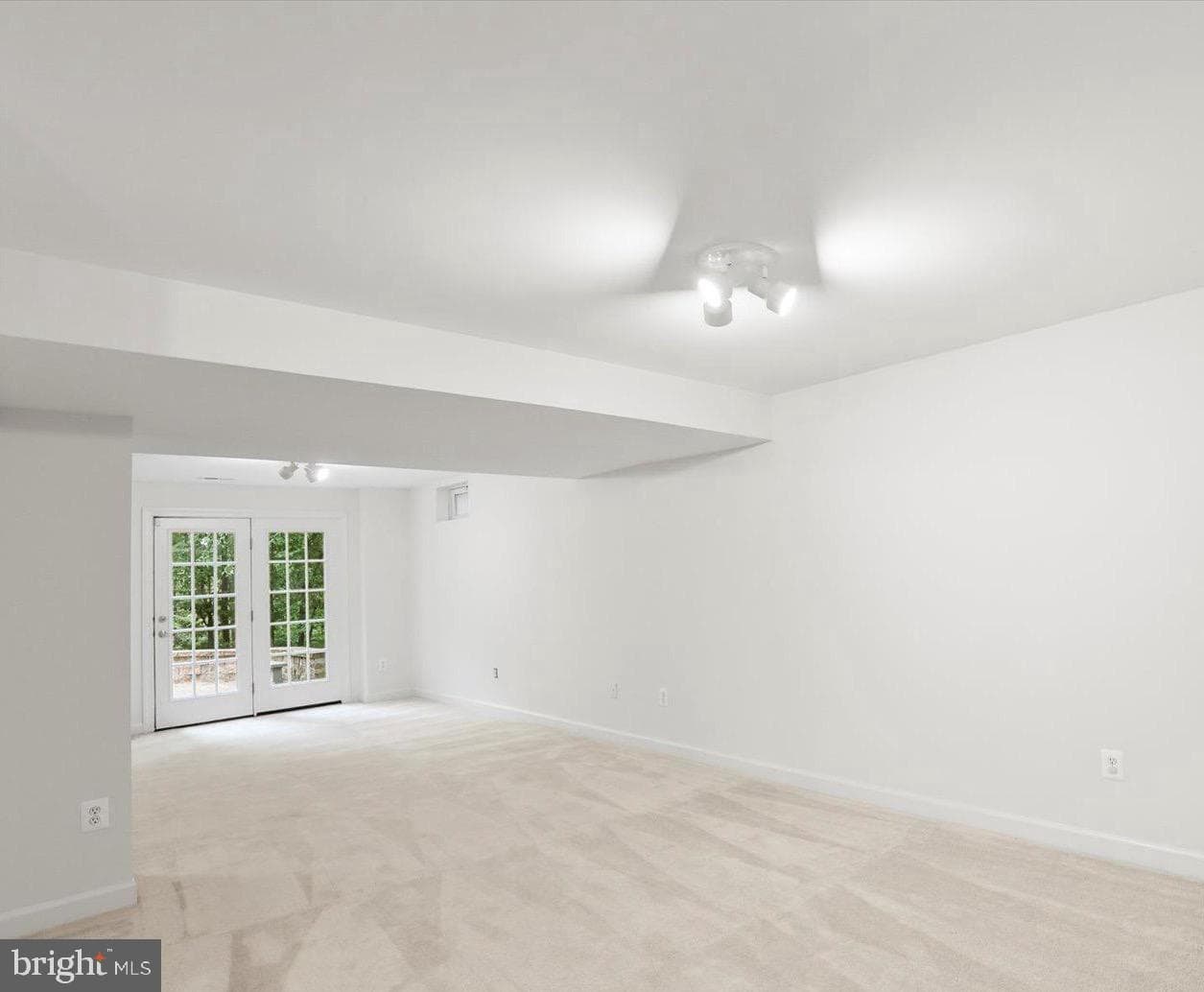 5640 Jordan Boulevard photo 26