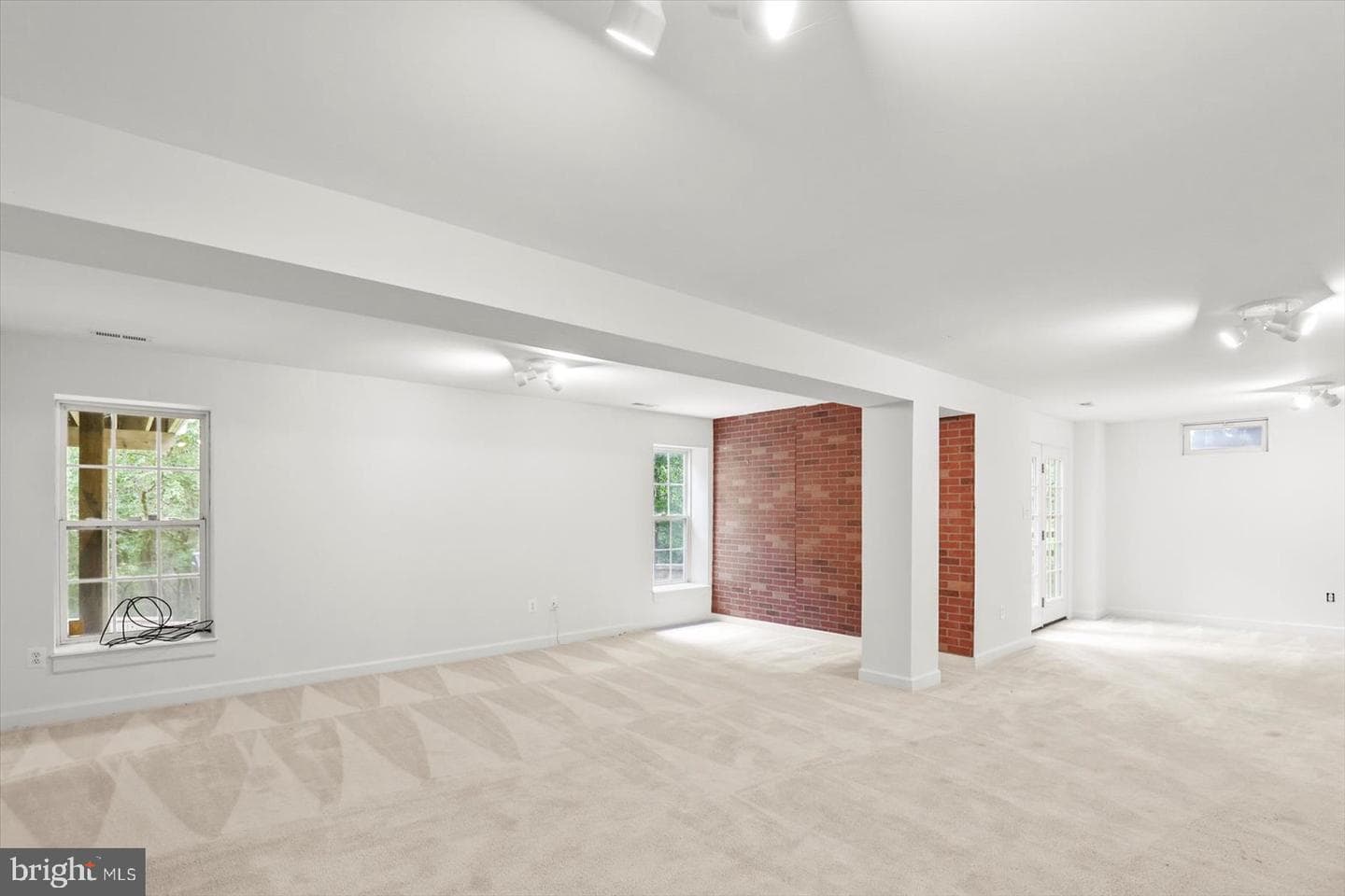 5640 Jordan Boulevard photo 27