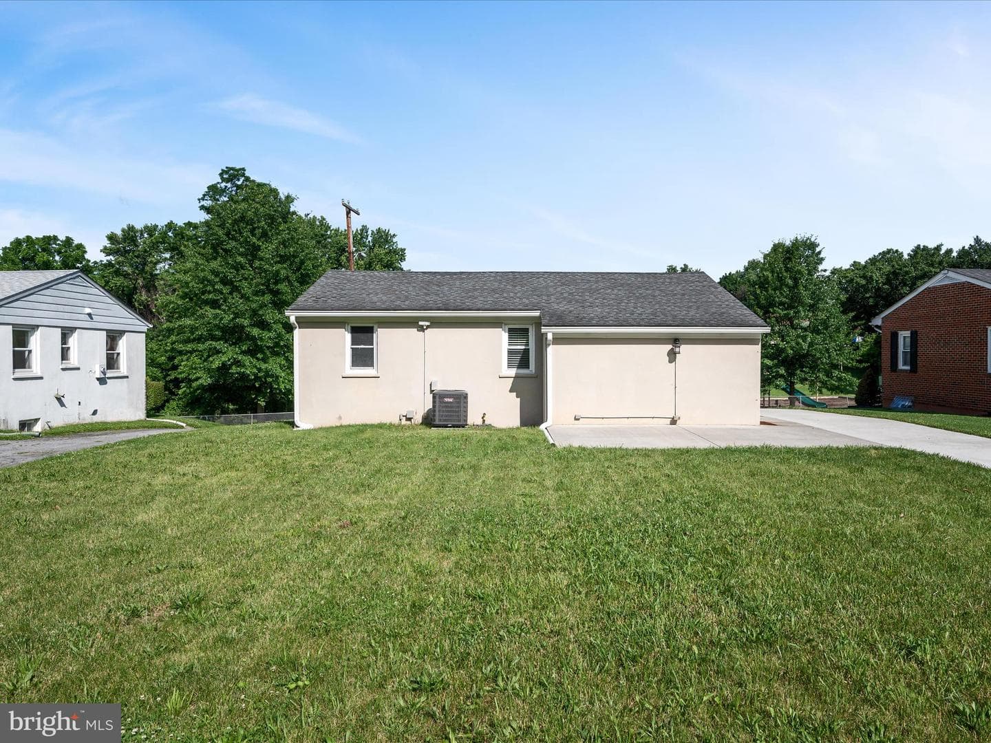 1110 2nd Avenue photo 33
