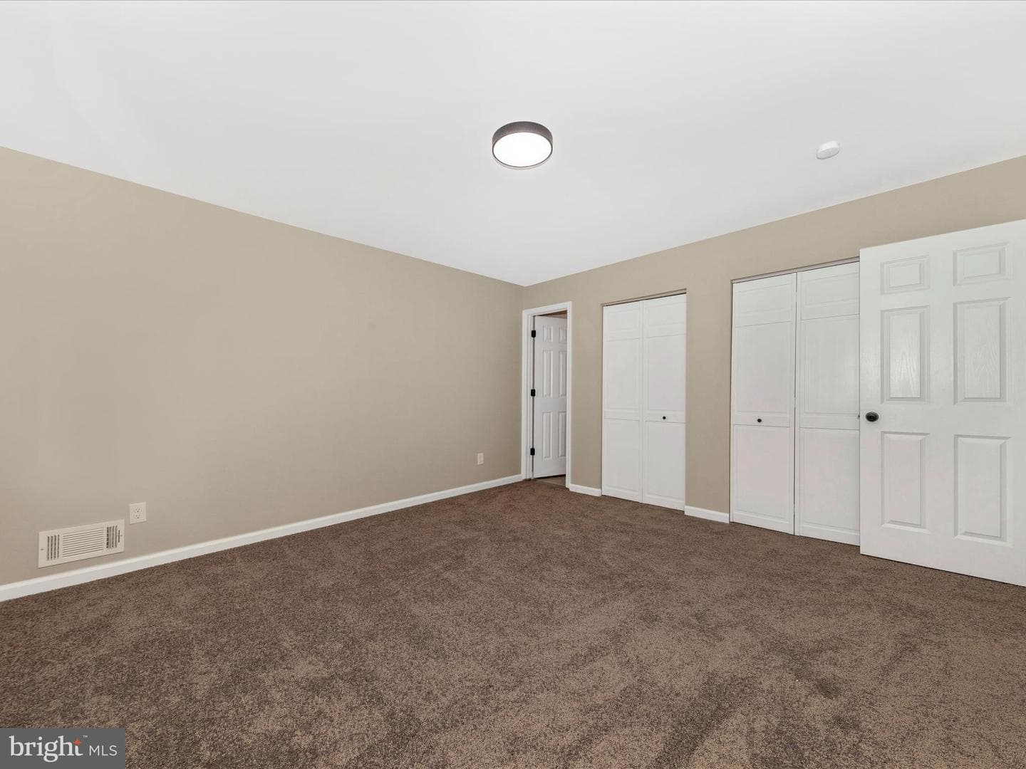 2749 Loch Haven Drive photo 21