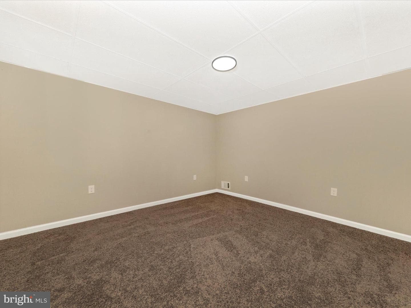 2749 Loch Haven Drive photo 32