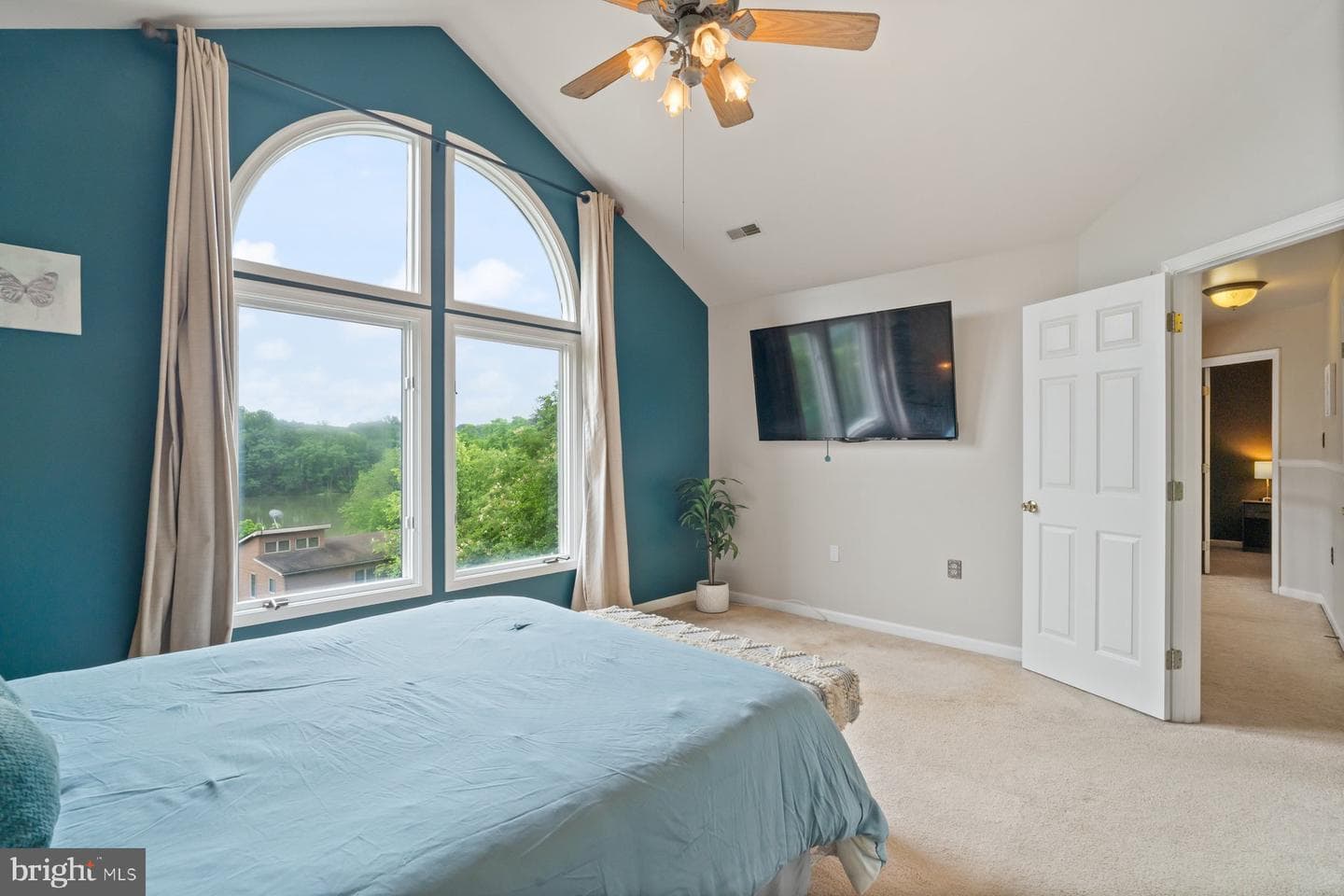 6643 Coldstream Drive photo 23