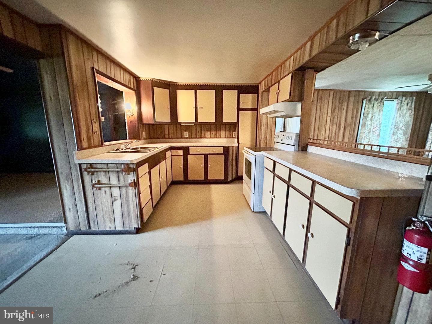 7547 Sundays Lane photo 6
