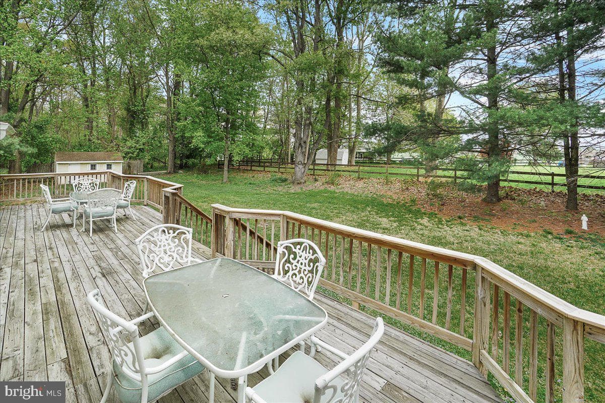 3498 Augusta Drive photo 44