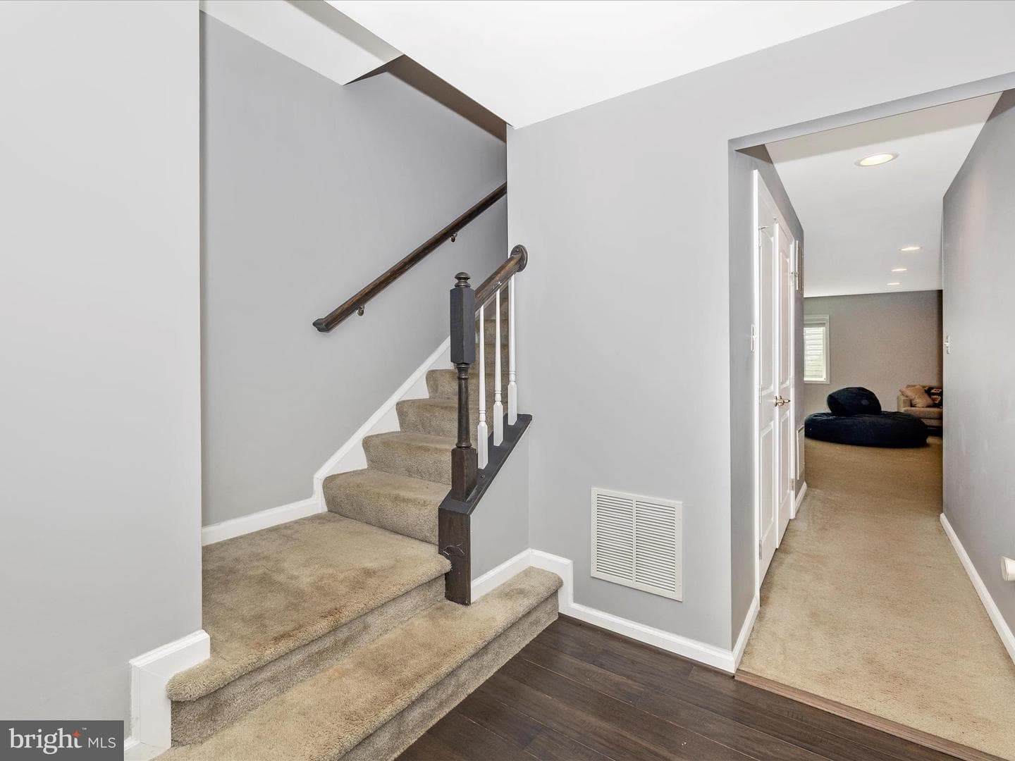 5771 Barts Way photo 10