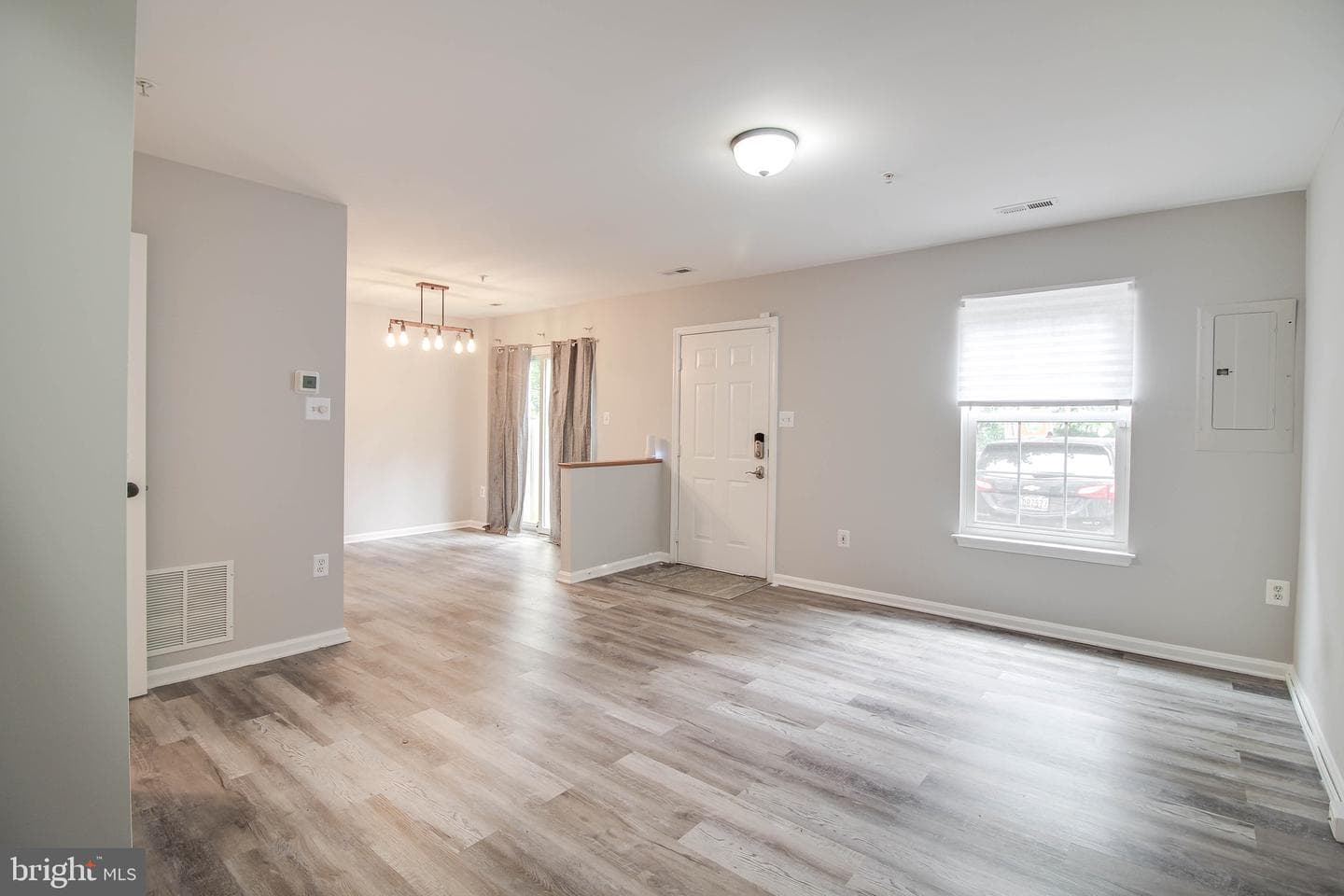 161 Heathfield Drive photo 1
