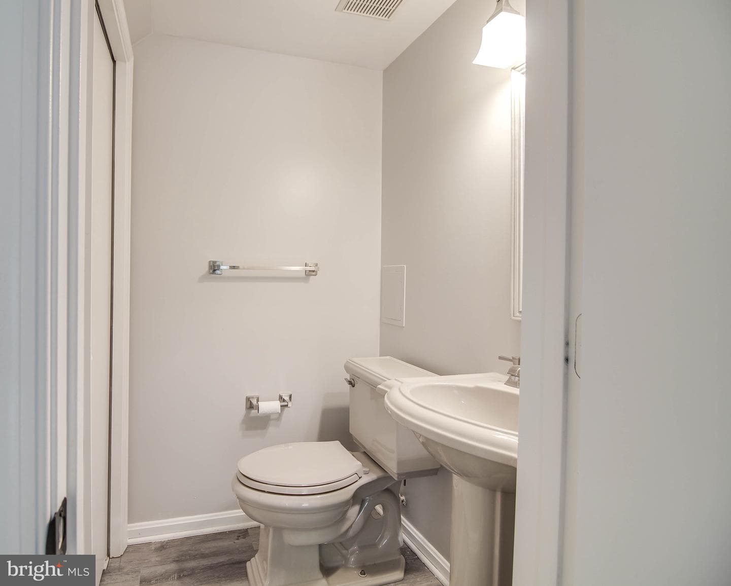 161 Heathfield Drive photo 13