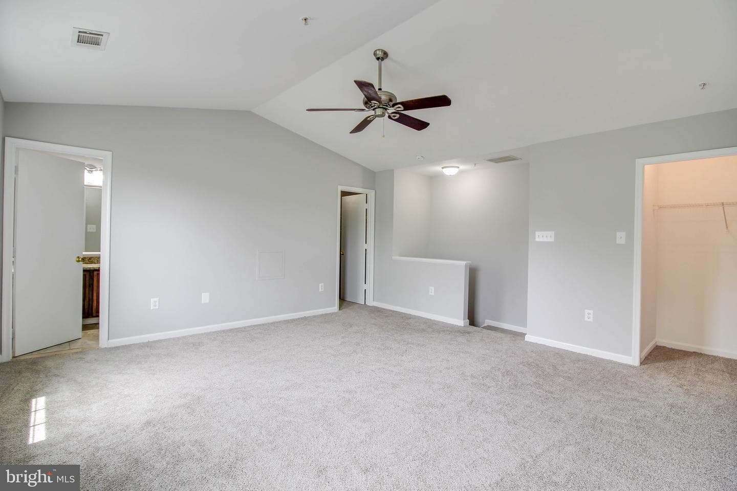 161 Heathfield Drive photo 16