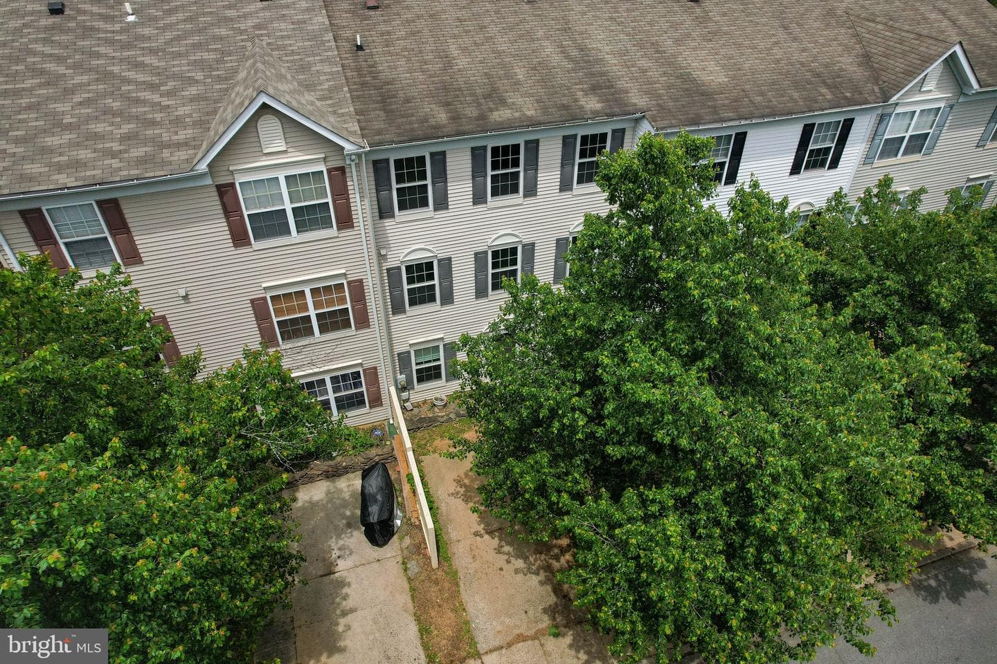 161 Heathfield Drive photo 40