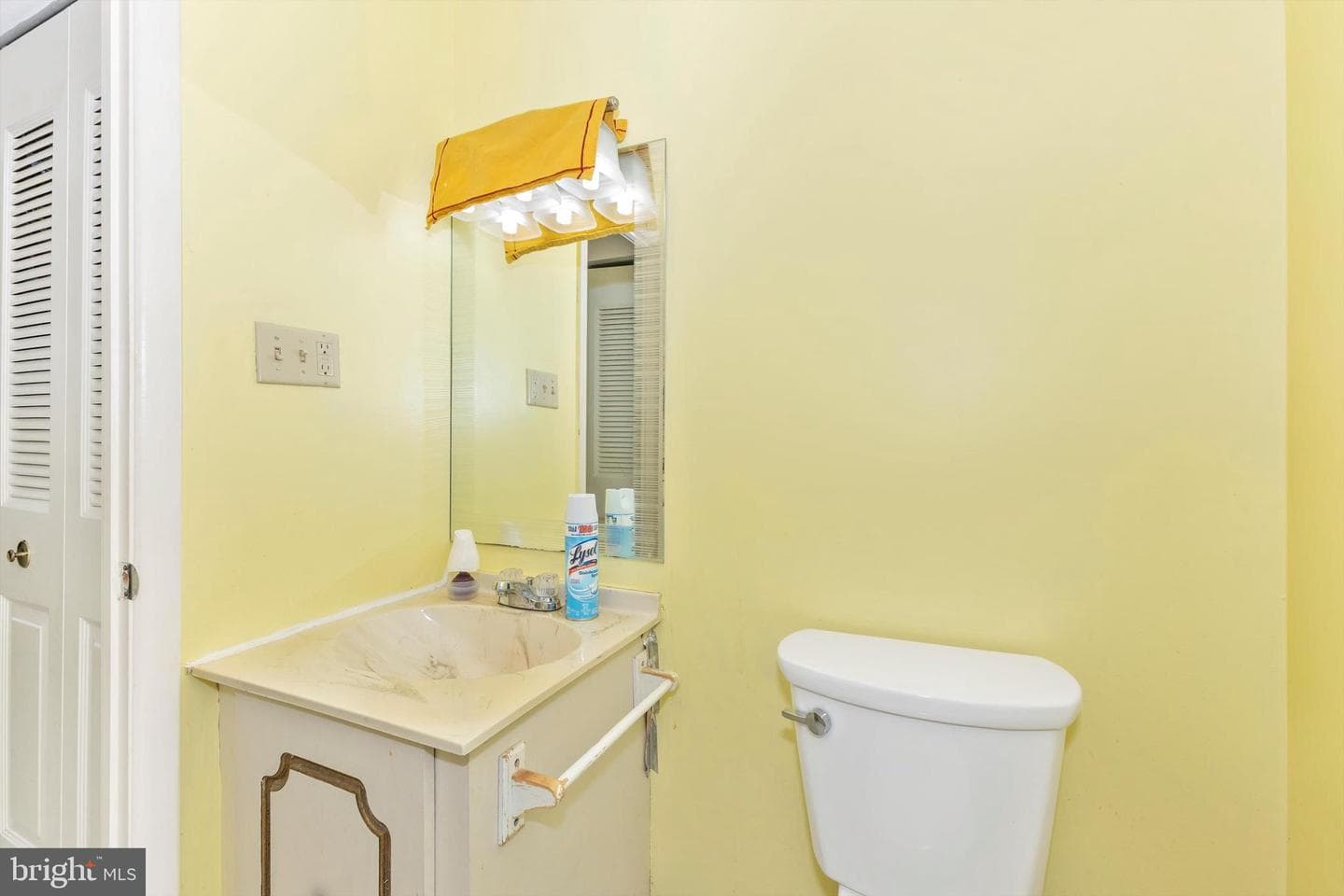 7285 Coachlight Court photo 25