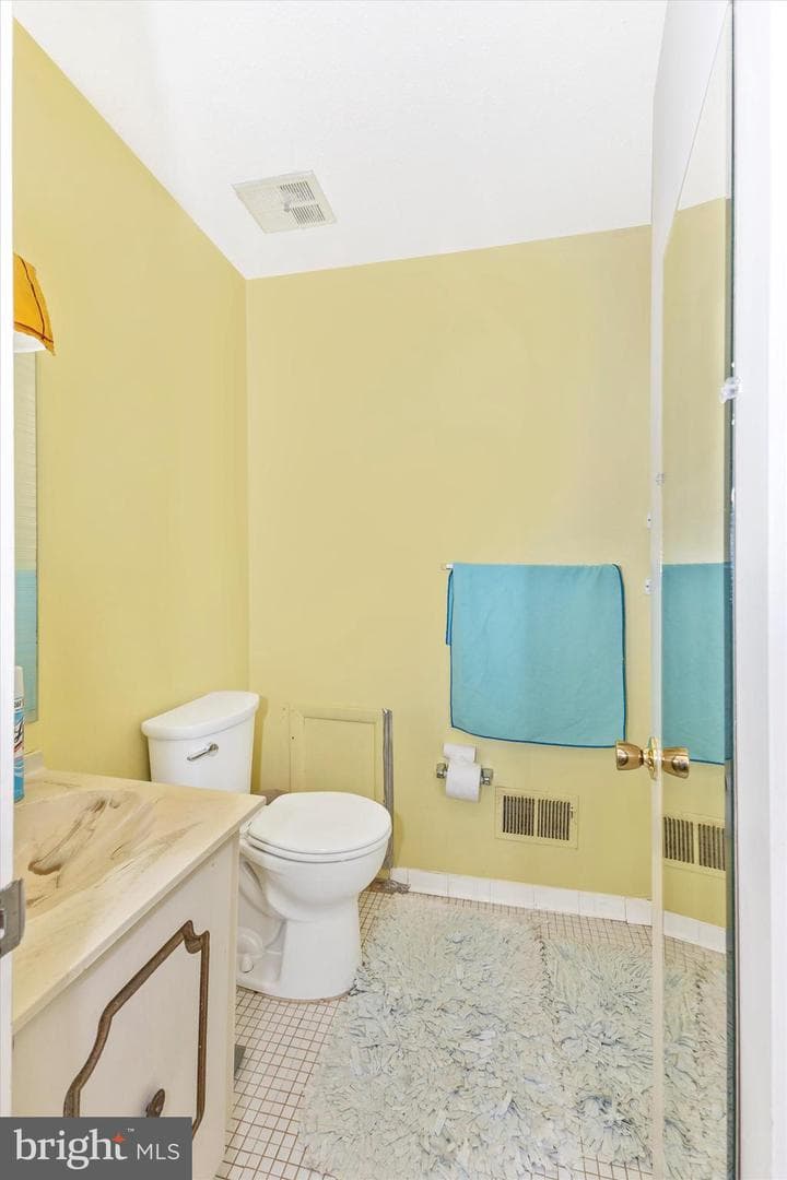 7285 Coachlight Court photo 26