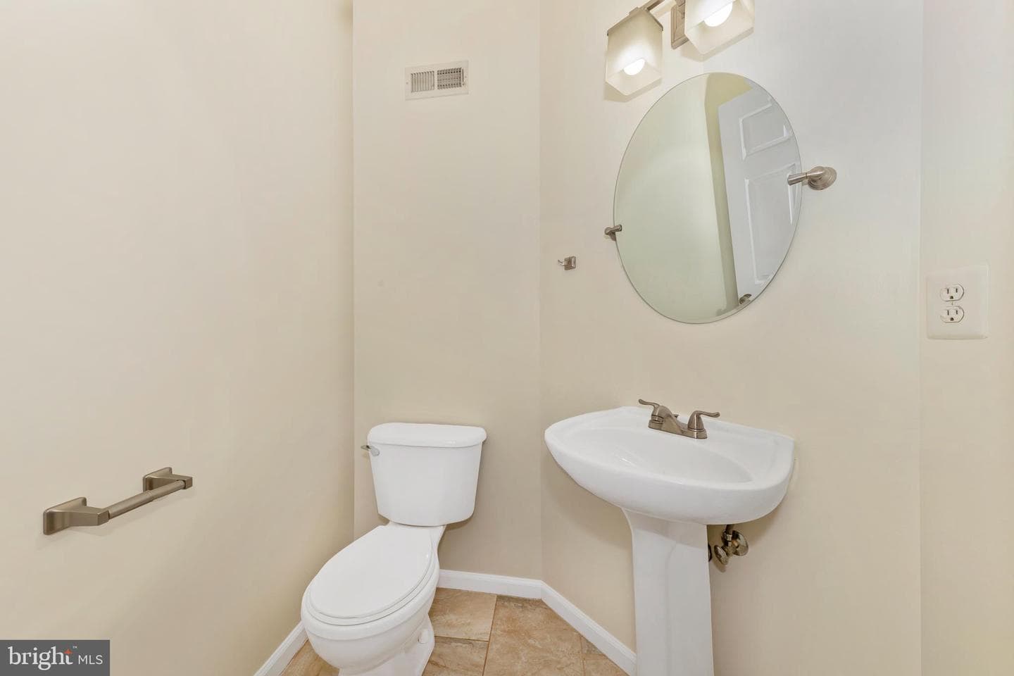 1726 Emory Street photo 17