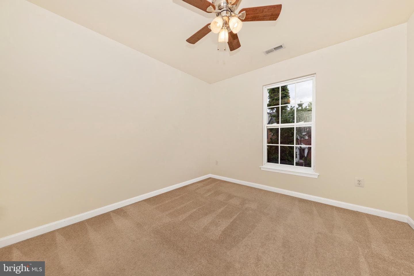 1726 Emory Street photo 29
