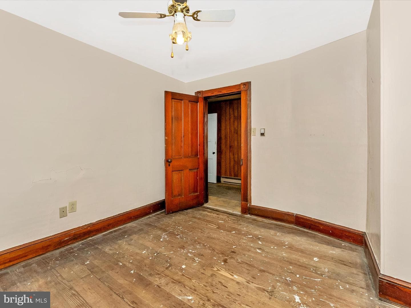 526 W Potomac Street photo 31