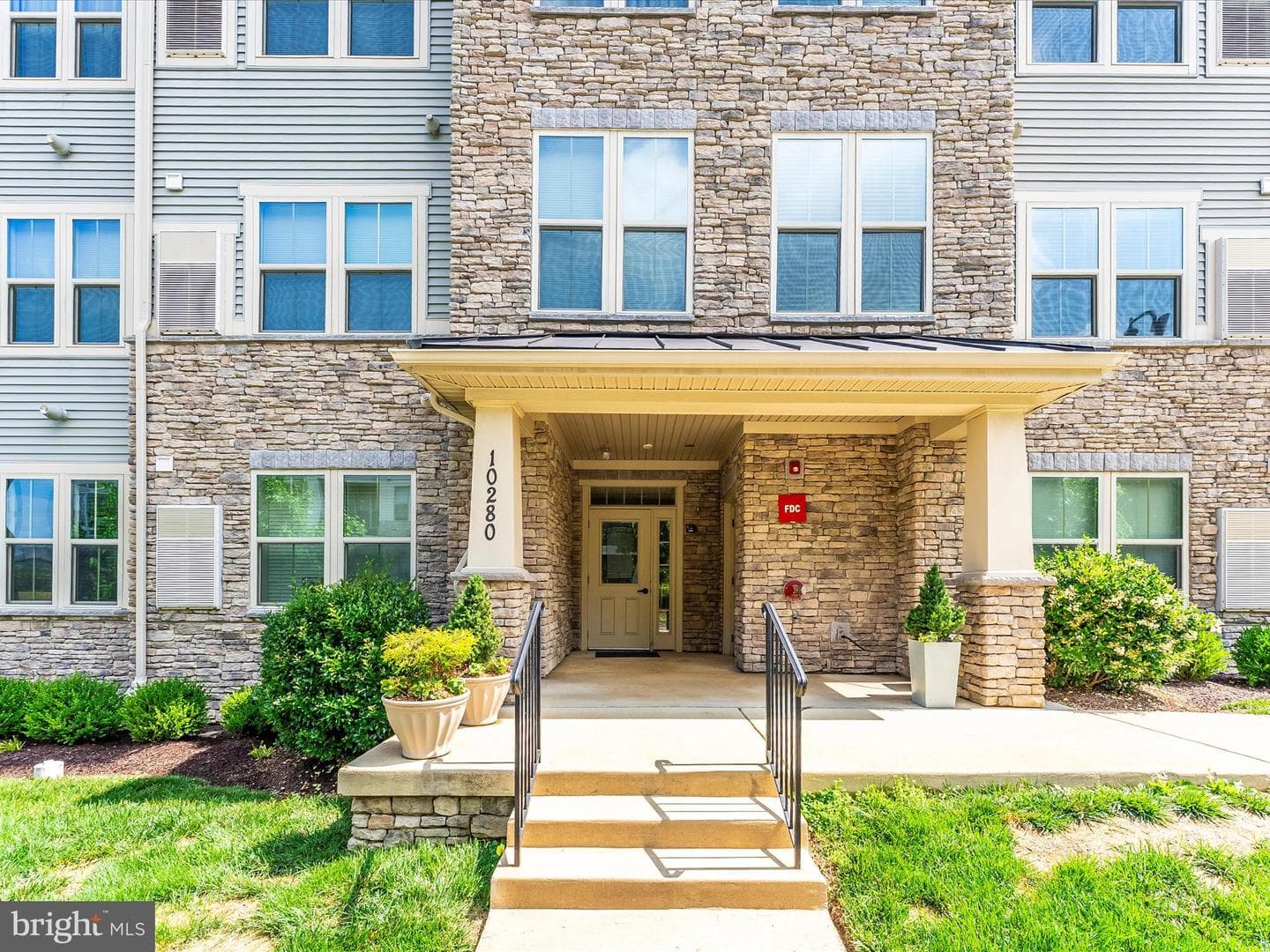 10280 Hopewell Street #202 photo 2