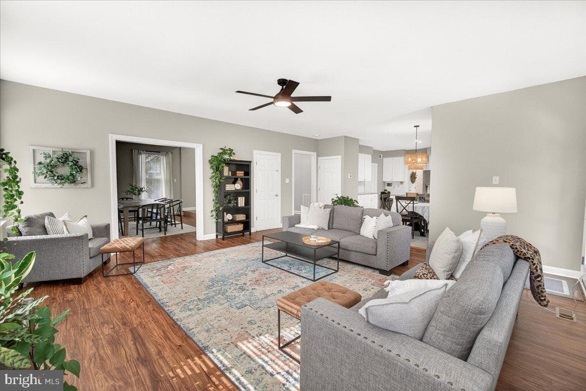 11104 Innsbrook Way photo 13
