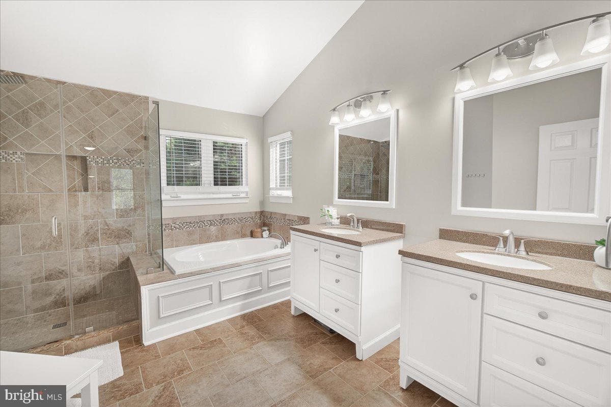 11104 Innsbrook Way photo 5