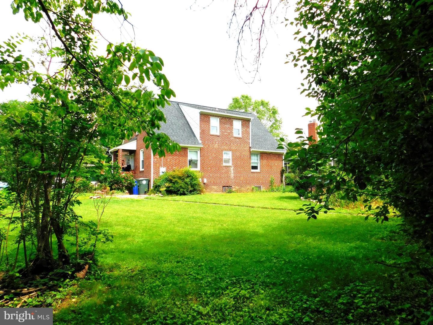 704 Fairview Avenue photo 6