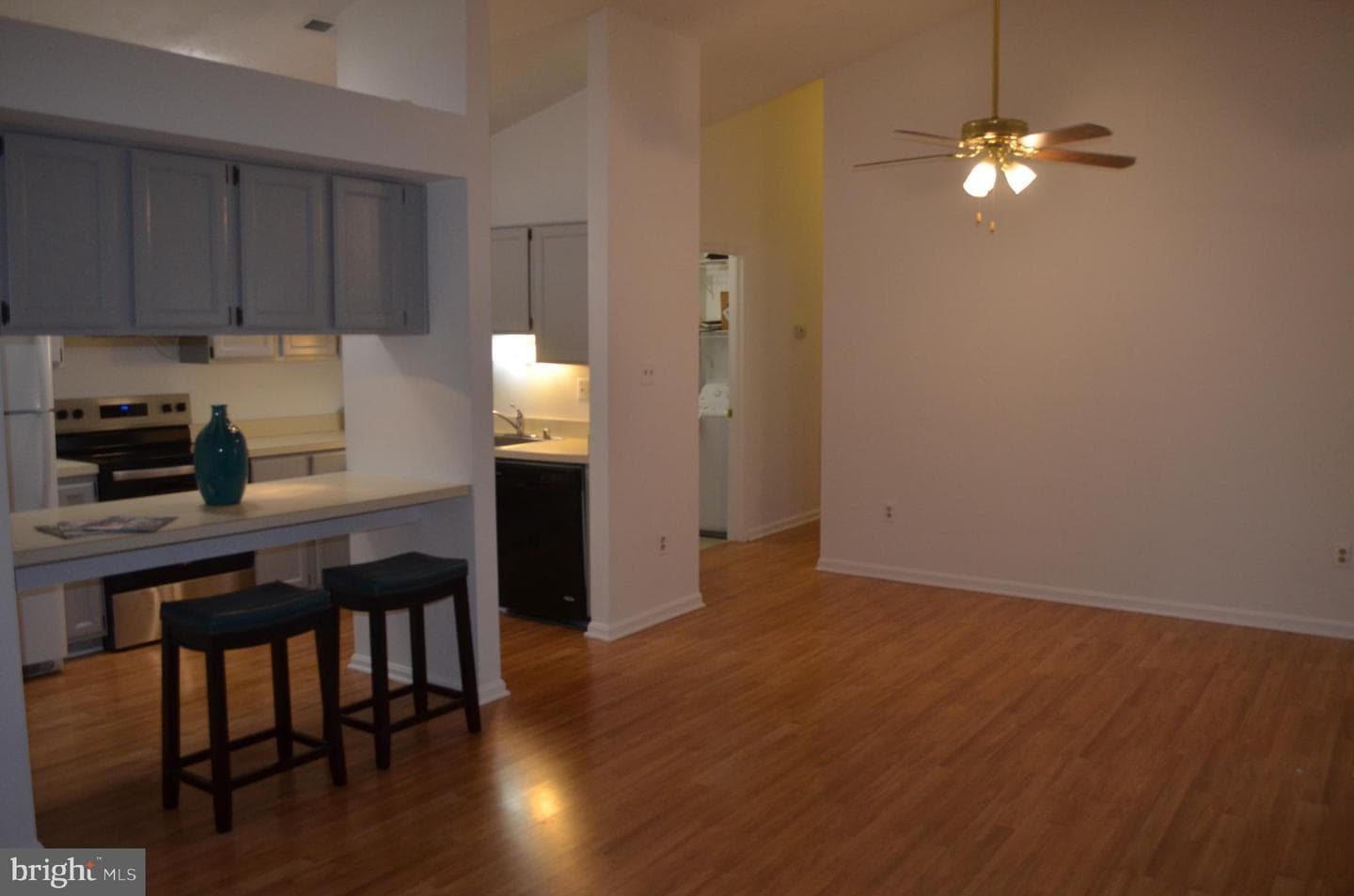 2137 Wainwright Court #2d photo 11