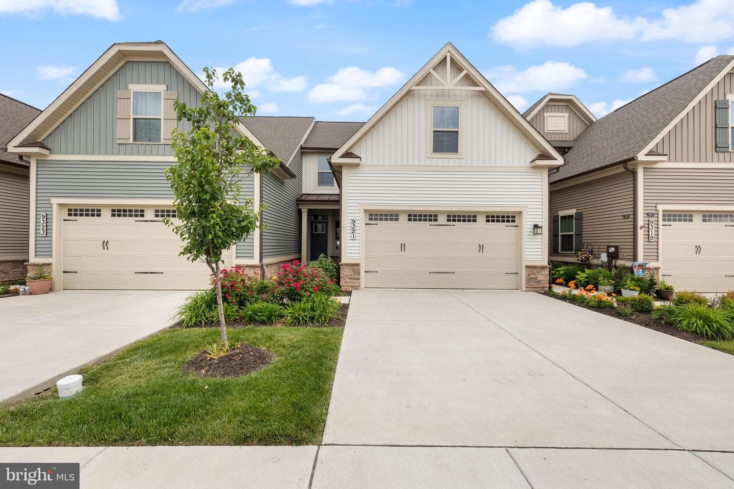 9321 Sorrel Lane photo 1