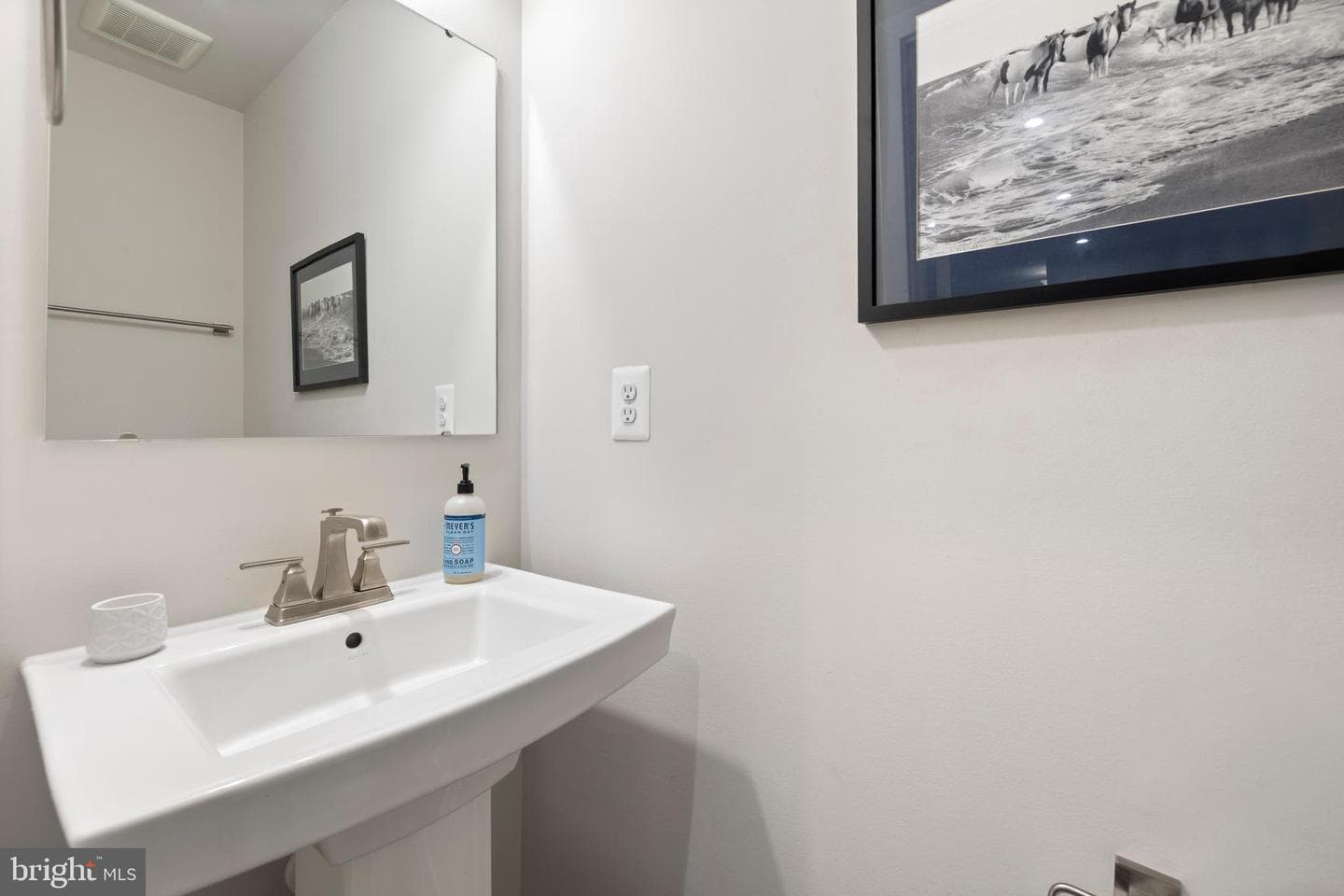 9321 Sorrel Lane photo 18