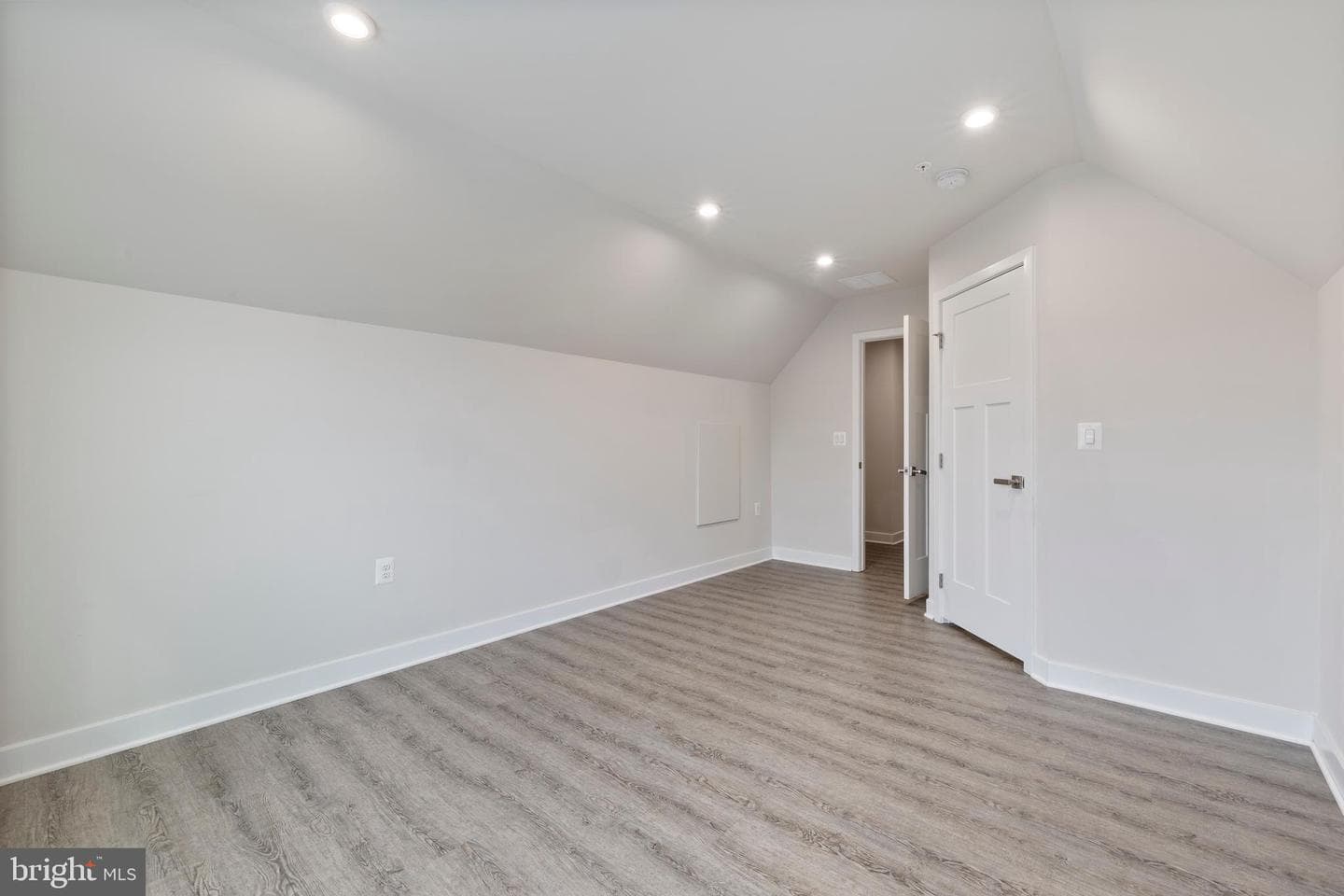 9321 Sorrel Lane photo 32