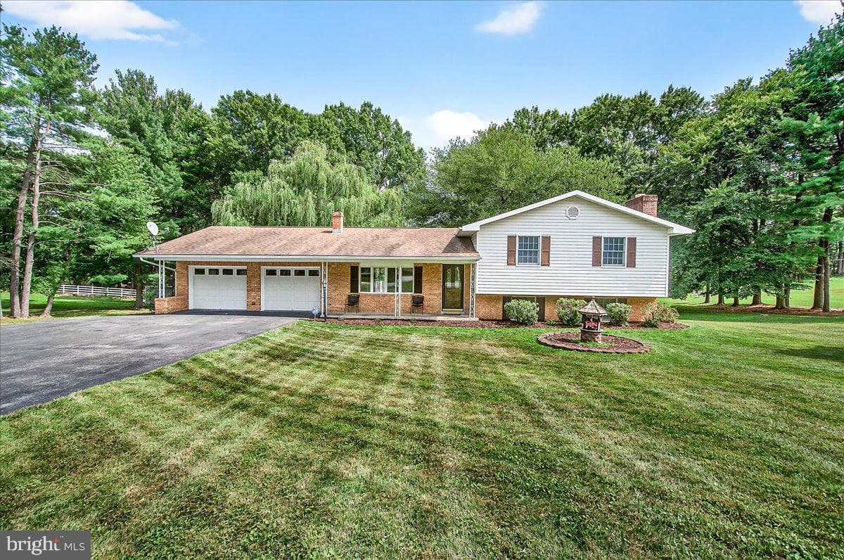 6232 White Oak Drive photo 1