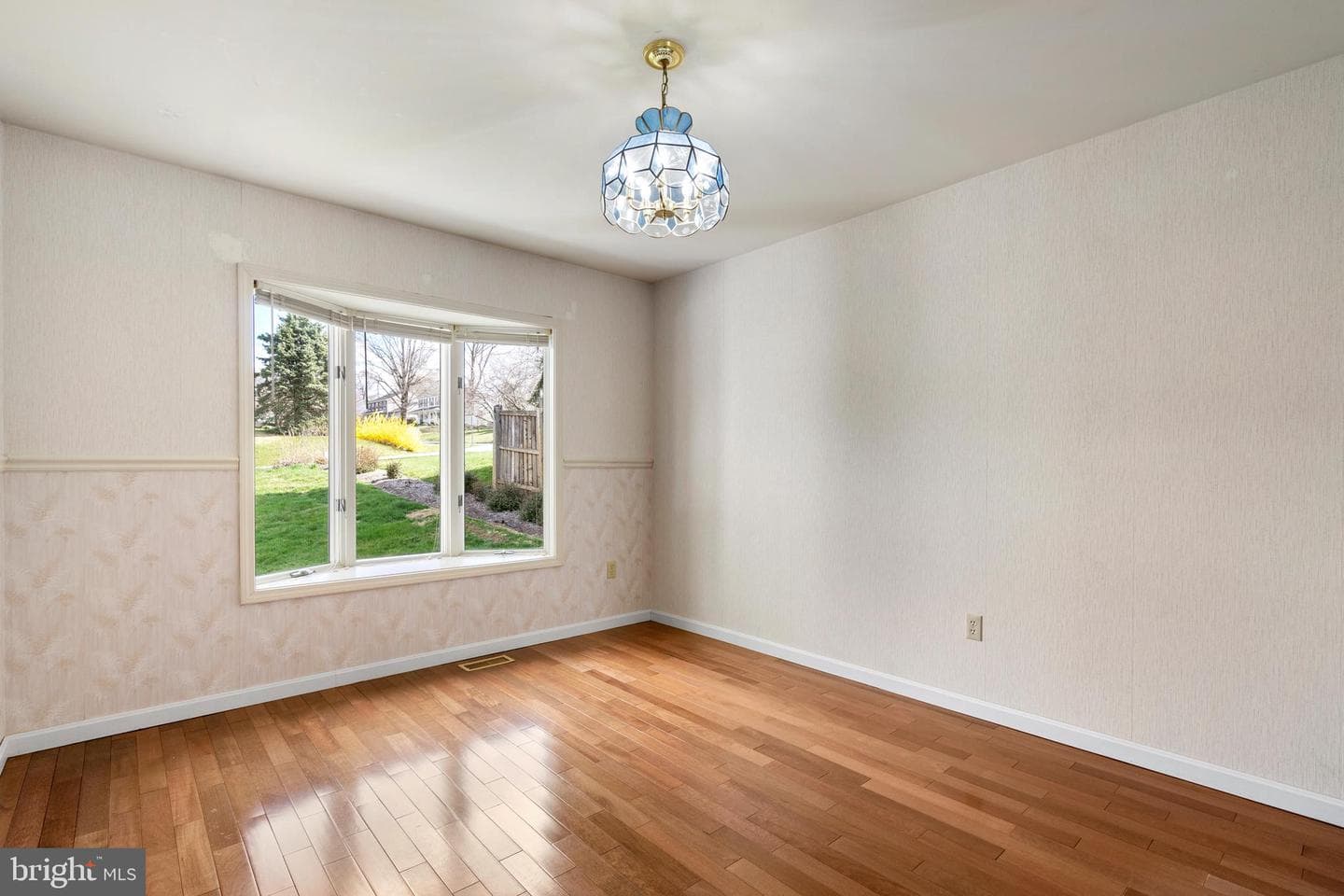 3877 Gibbons Road photo 22