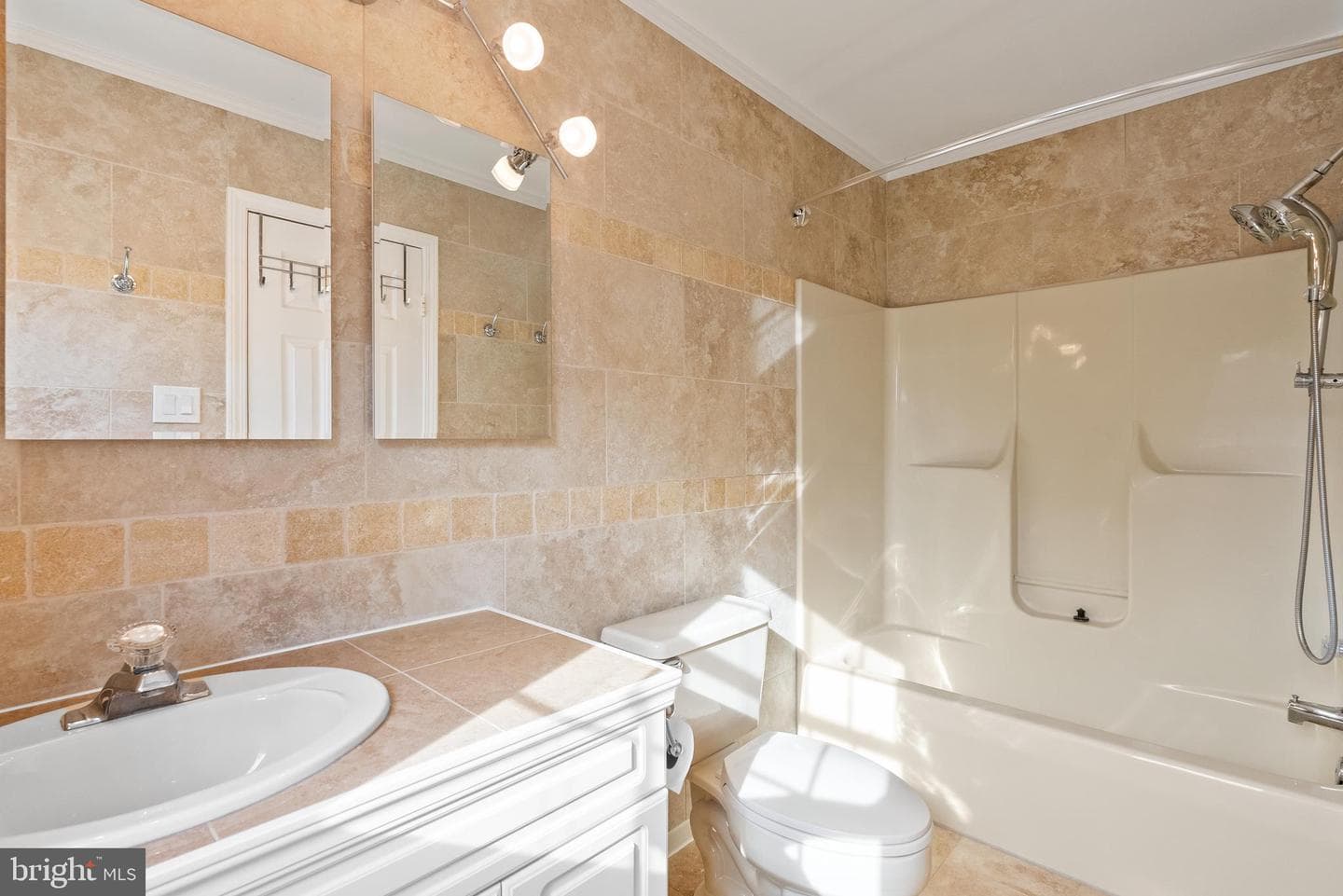 3877 Gibbons Road photo 34