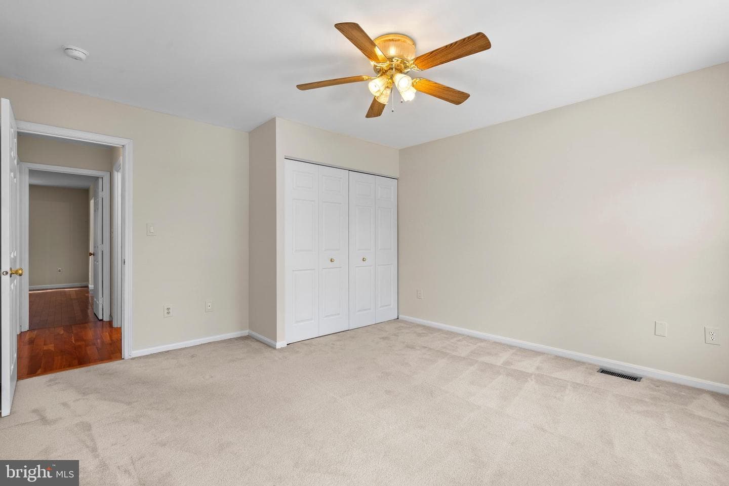 3877 Gibbons Road photo 39
