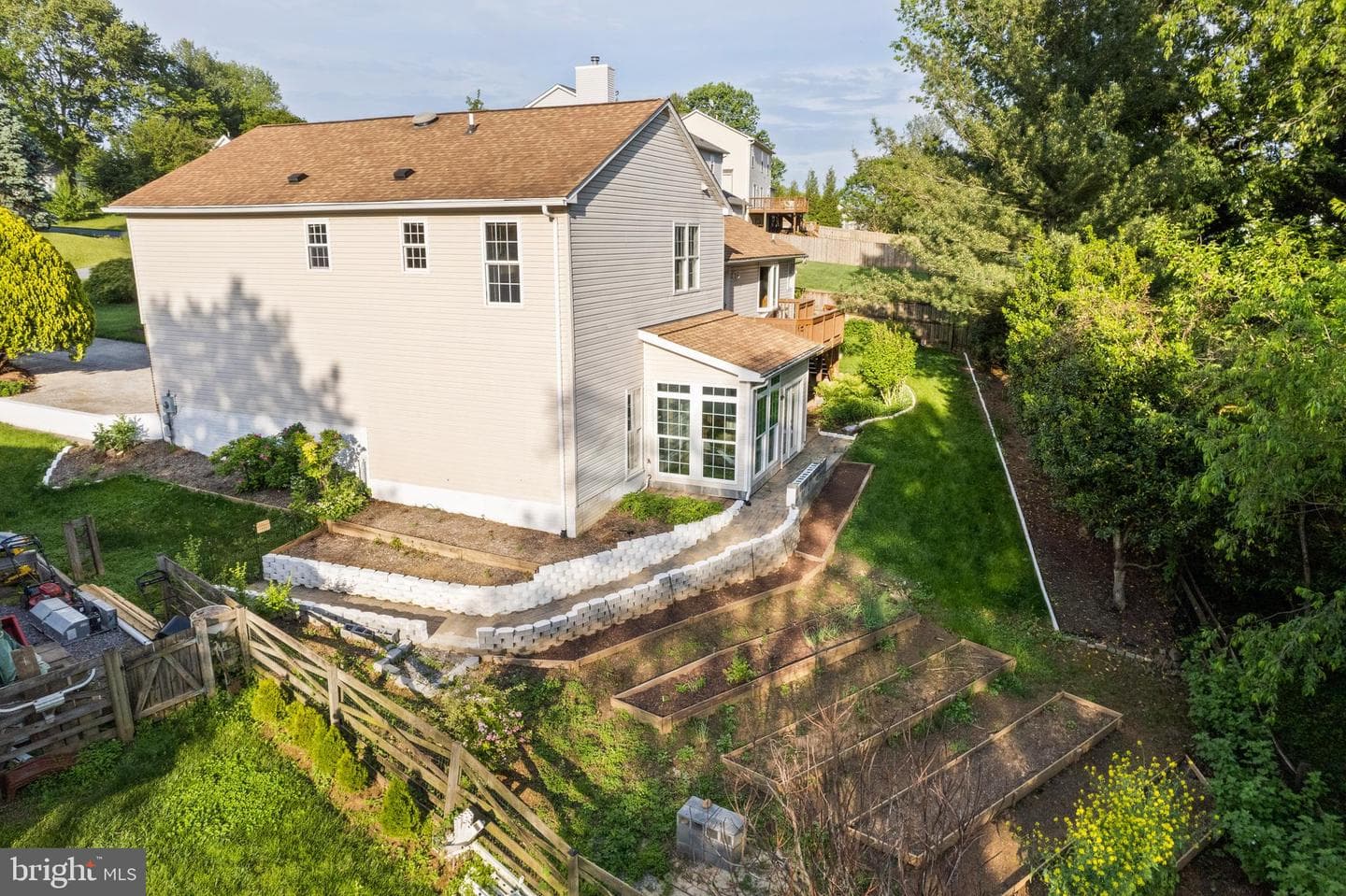 3877 Gibbons Road photo 59