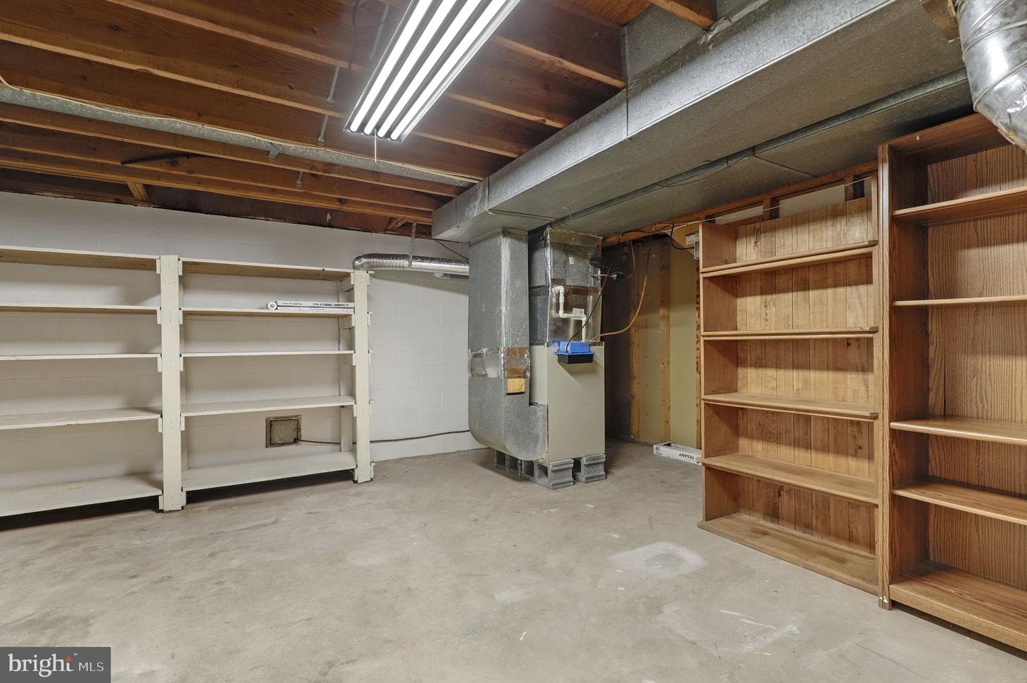 5407 Village Court photo 28