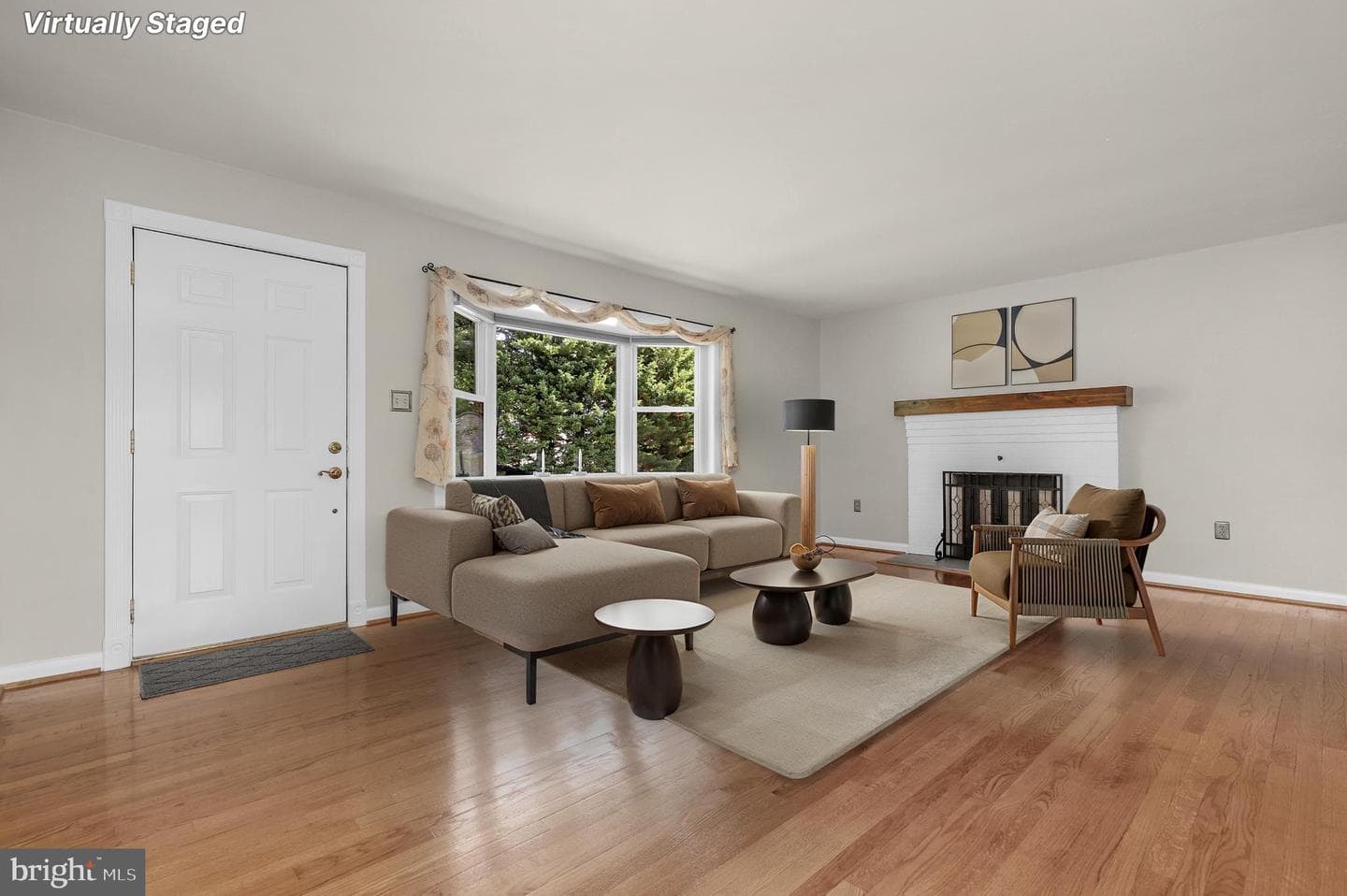 5407 Village Court photo 4