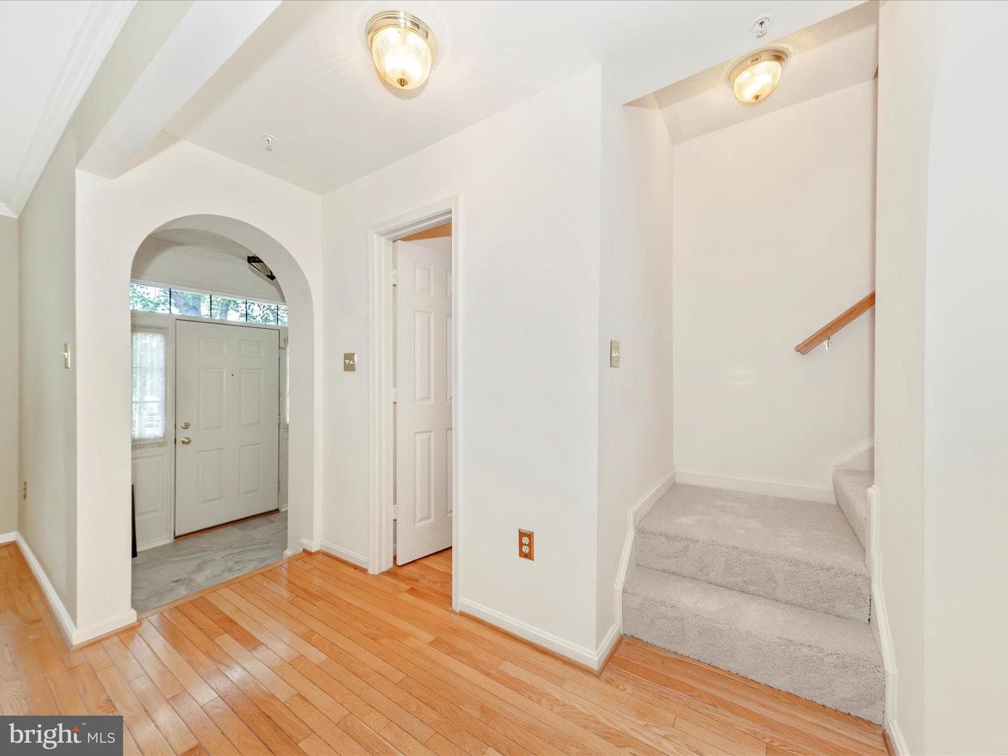 2467 Stoney Creek Road photo 2