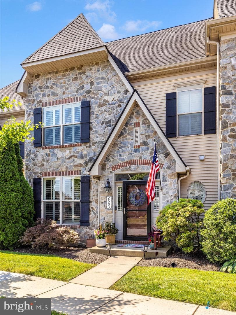 2503 Island Grove Boulevard photo 44