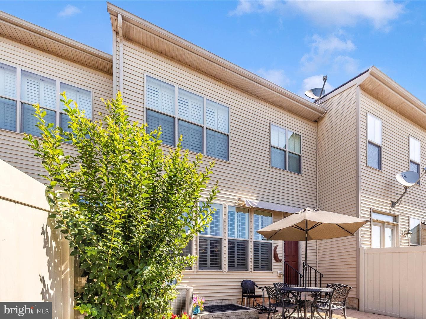 2503 Island Grove Boulevard photo 45